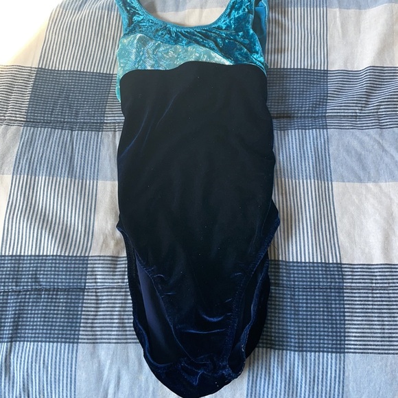 BLUE GYMNASTICS LEOTARD! Size: MEDIUM - Picture 9 of 9